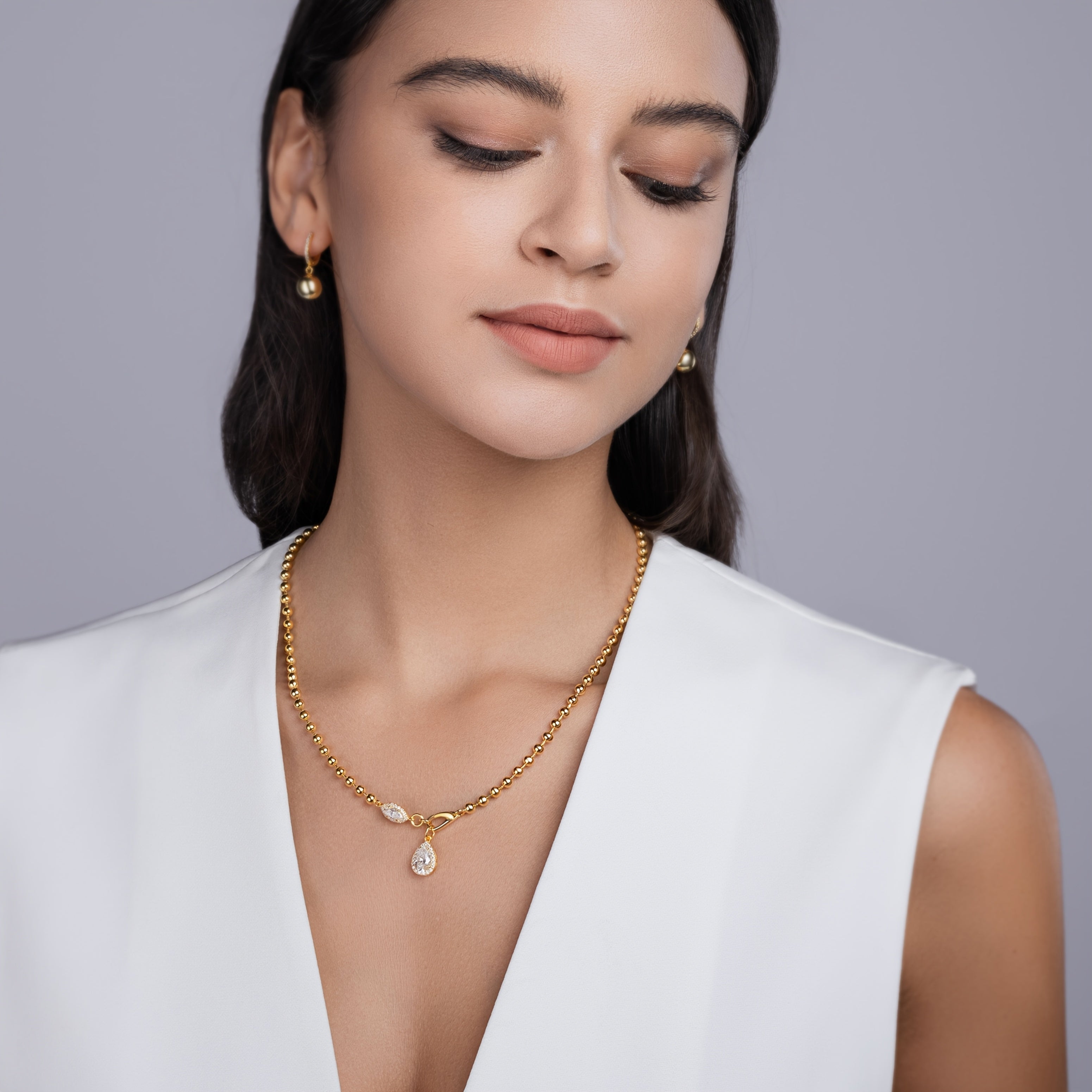 Water Drop-shaped 6*9 Moissanite Pendant Necklace, 925 Sterling Silvery, Suitable for Men And Women, Suitable for Banquets, Parties, International School Friendship Memorials, Graduation Ceremonies, Valentine's Day, Birthday Gifts, Mother's Day Gifts