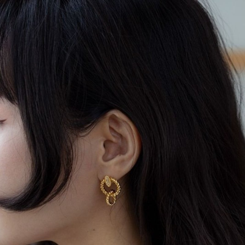 Retro Style Fashion Temperament Double Circle S925 Synthetic Zirconia Earrings - Party Banquet Exquisite Jewelry - Anniversary Gift, Special Occasion, Elegant Design, Fine Craftsmanship