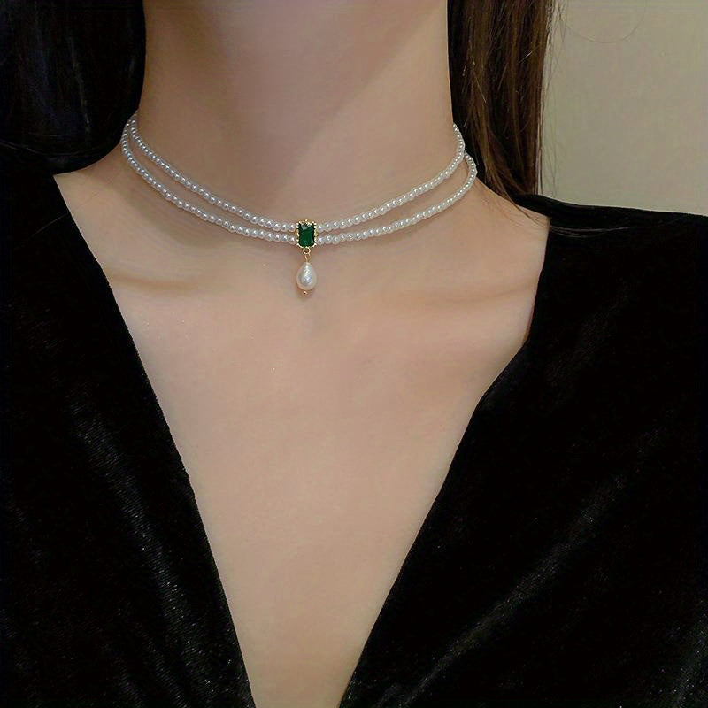 Double-Layer Stacked Emerald Square Diamond-Encrusted Imitation Pearl Necklace, European And American Fashionable Retro Choker Temperament Necklace, Suitable for Daily Wear, Banquets, Engagements, Valentine'S Day Gifts