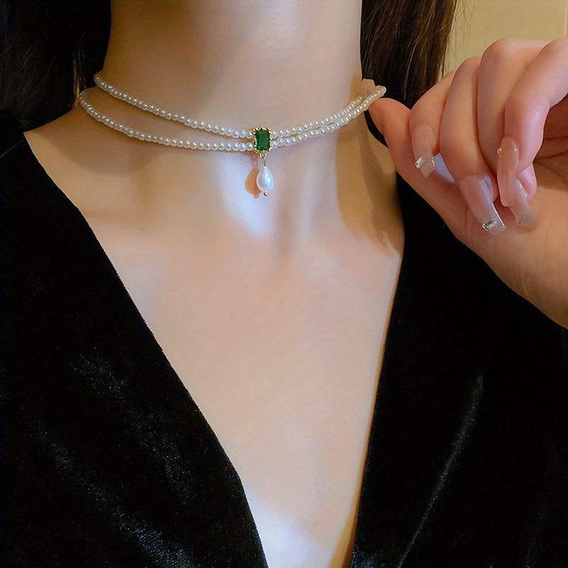 Double-Layer Stacked Emerald Square Diamond-Encrusted Imitation Pearl Necklace, European And American Fashionable Retro Choker Temperament Necklace, Suitable for Daily Wear, Banquets, Engagements, Valentine'S Day Gifts