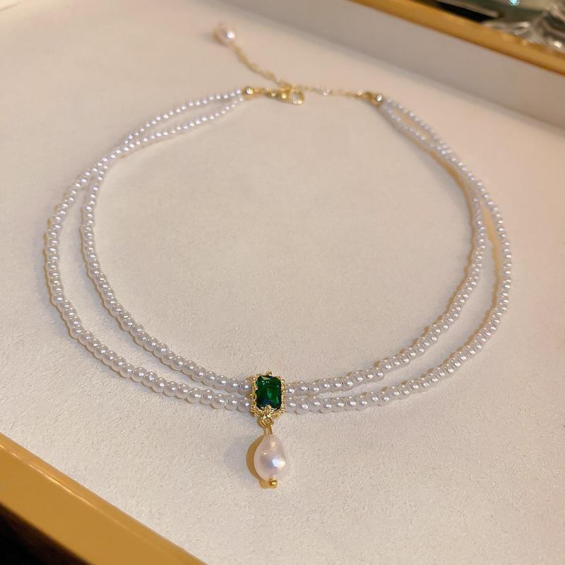 Double-Layer Stacked Emerald Square Diamond-Encrusted Imitation Pearl Necklace, European And American Fashionable Retro Choker Temperament Necklace, Suitable for Daily Wear, Banquets, Engagements, Valentine'S Day Gifts